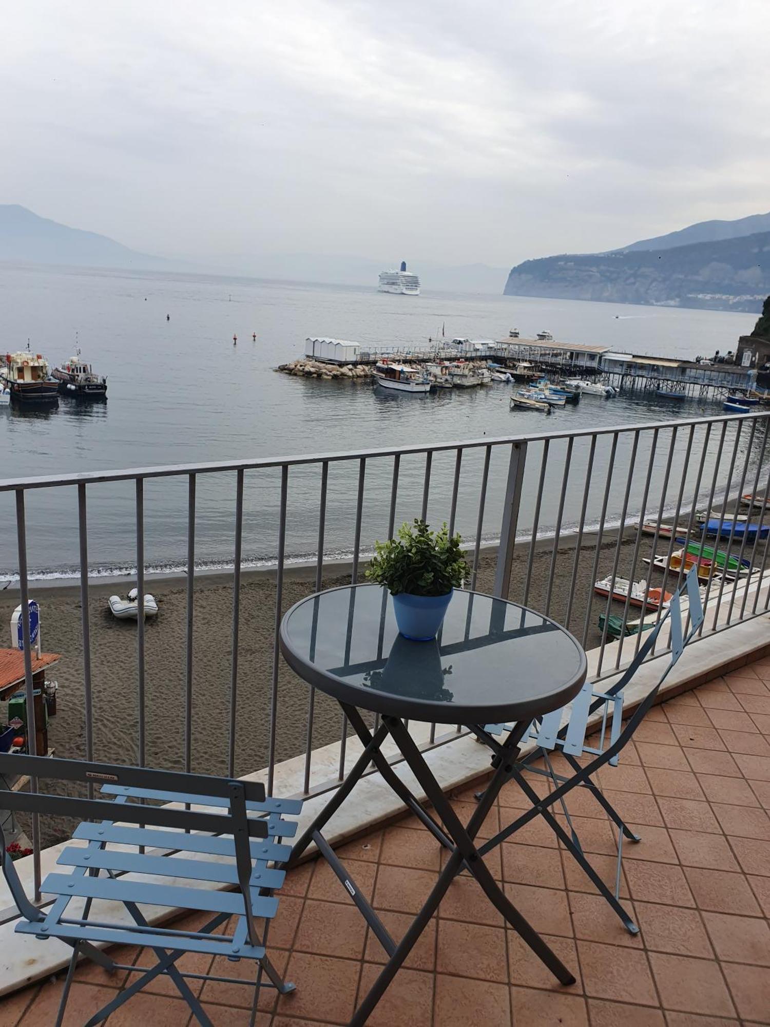 Ferienwohnung Sea View Casa Anna Sorrent Exterior foto